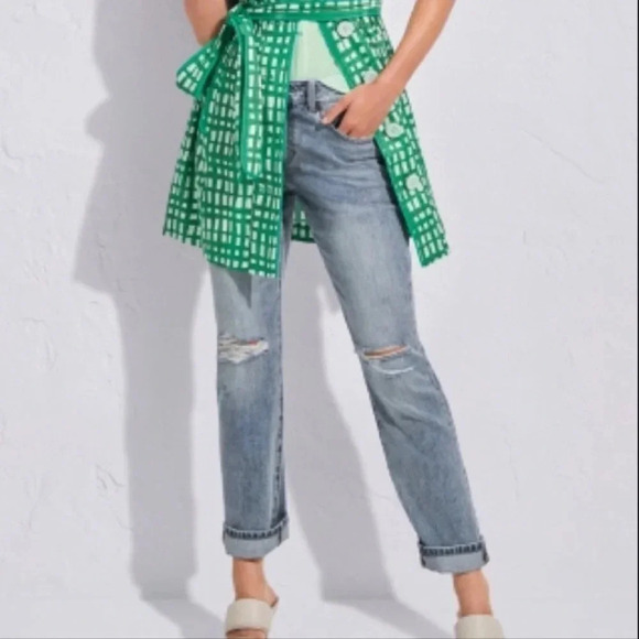 CAbi NWT Sandstorm Wash 6071 Distressed Boyfriend Jeans Size 10 - Picture 1 of 11